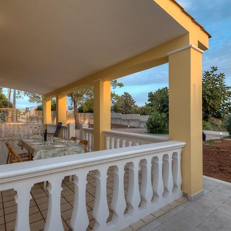 Villa Degli Oleandri By Latuapuglia ซานเปียโตร อิน เบวานญา ภายนอก รูปภาพ